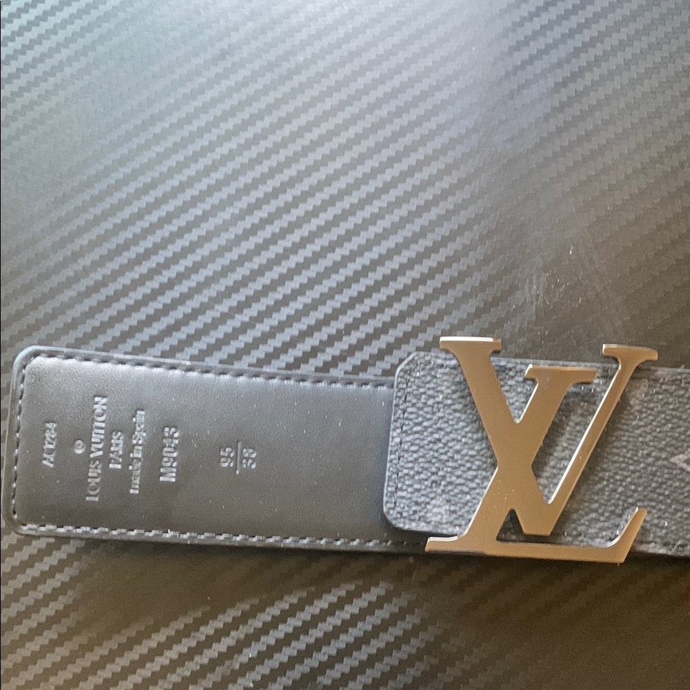 Louis Vuitton Silver Gray Belt with Iconic Design